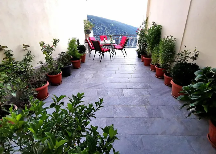 Delphic Horizons Delphi